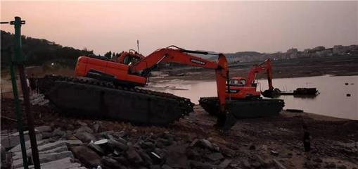 民強水陸兩用挖掘機出租 洪湖市大沙優質推薦商家，助力高效施工